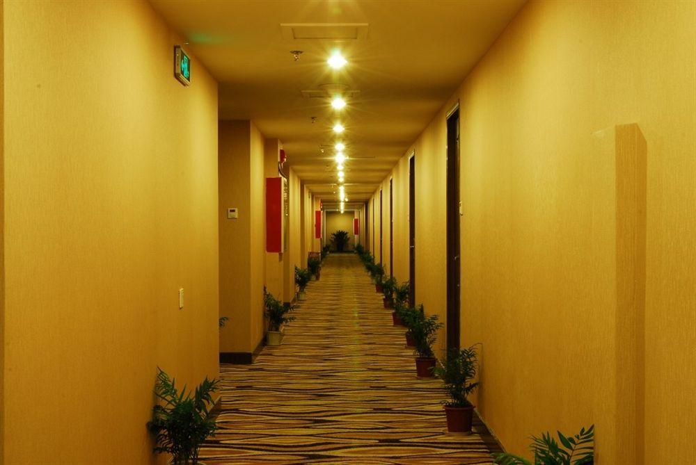 Super 8 Xian Xidajie Otel Dış mekan fotoğraf
